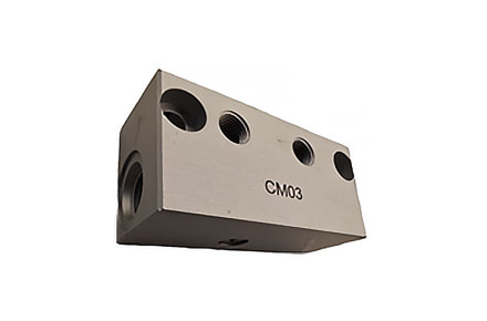 TDDL-08-00-CM03-00-01 плита переходная, с портом SAE08, P,T=G1/4″ (дроссель в линии Т) (мини)